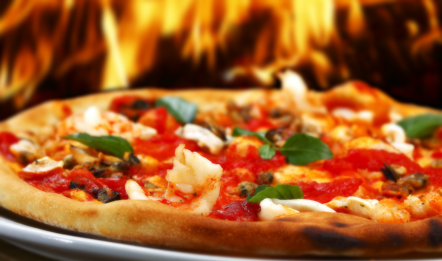 web-bigstock-Pizza-oven-20196356